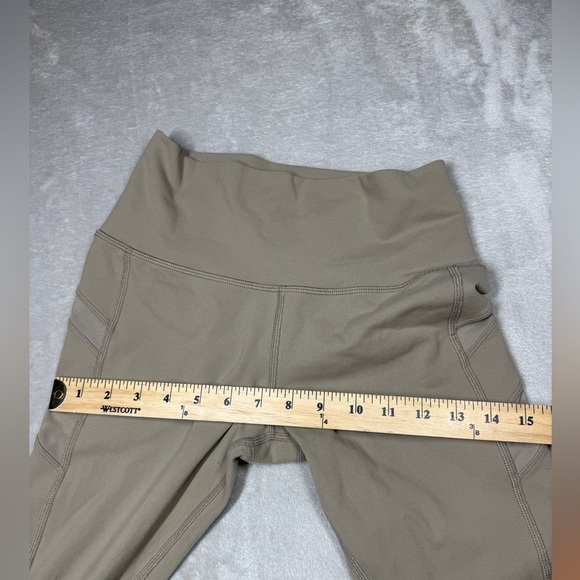 Alo Yoga Cream Tan Mesh Block Athletic Leggings Size Small - Picture 6 of 16